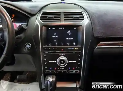 Ford Explorer 2018 2.3 Автомат в Москве № 282126, миниатюра 11