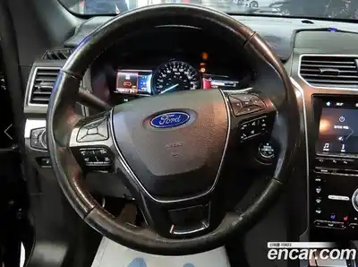 Ford Explorer 2018 2.3 Автомат в Москве № 282126, миниатюра 8