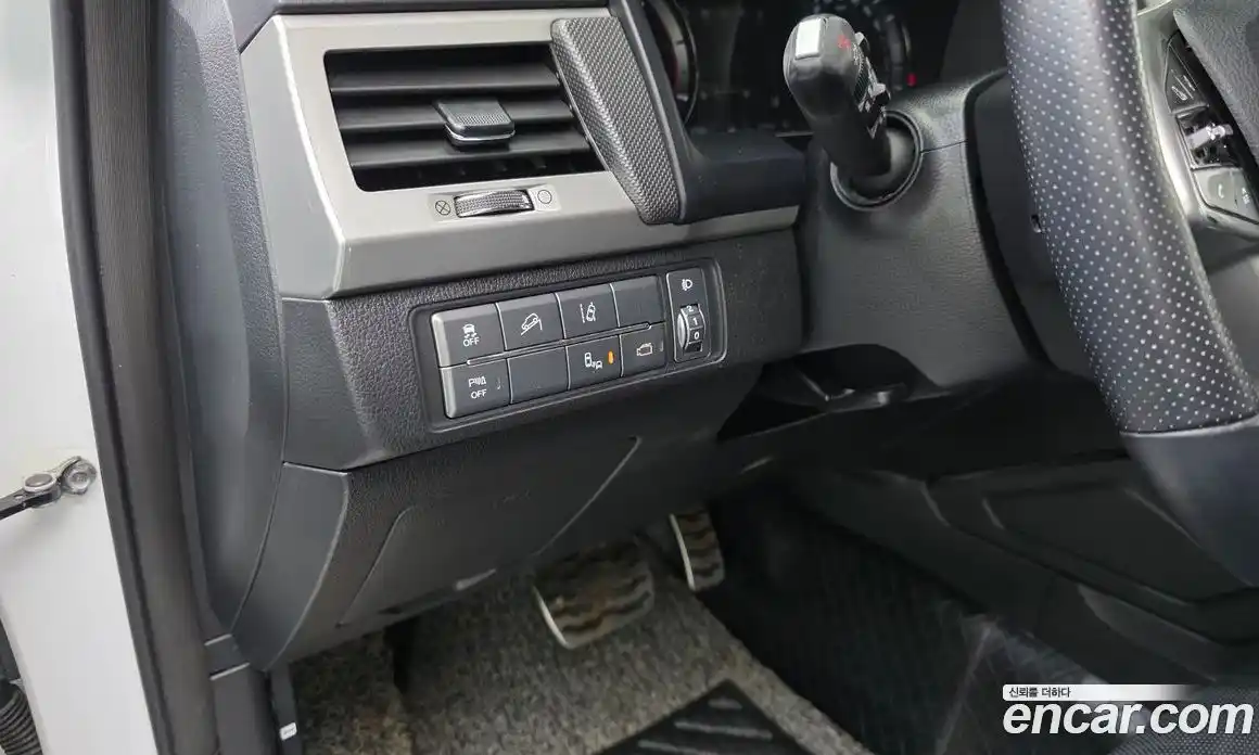 SsangYong Rexton 2019 2.2 Автомат в Москве № 28407, фото 6