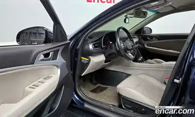 Genesis G70 2019 2.0 Автомат в Москве № 284486, миниатюра 3