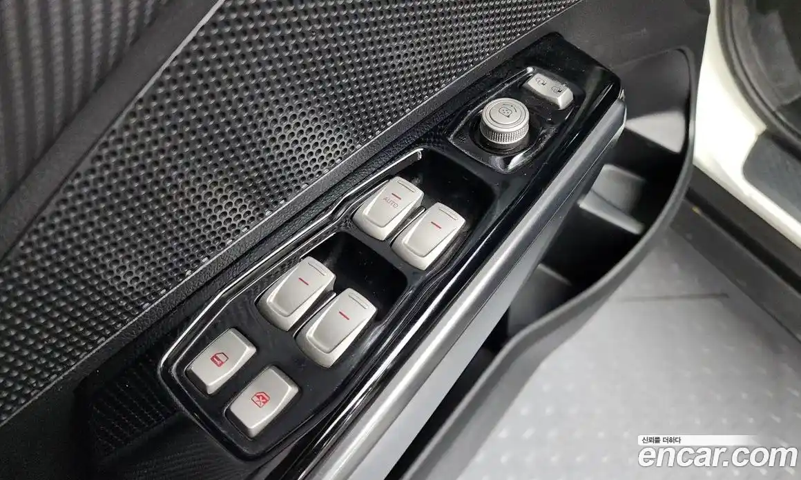 SsangYong TIBOLI 2018 1.6 Автомат в Москве № 28535, фото 5