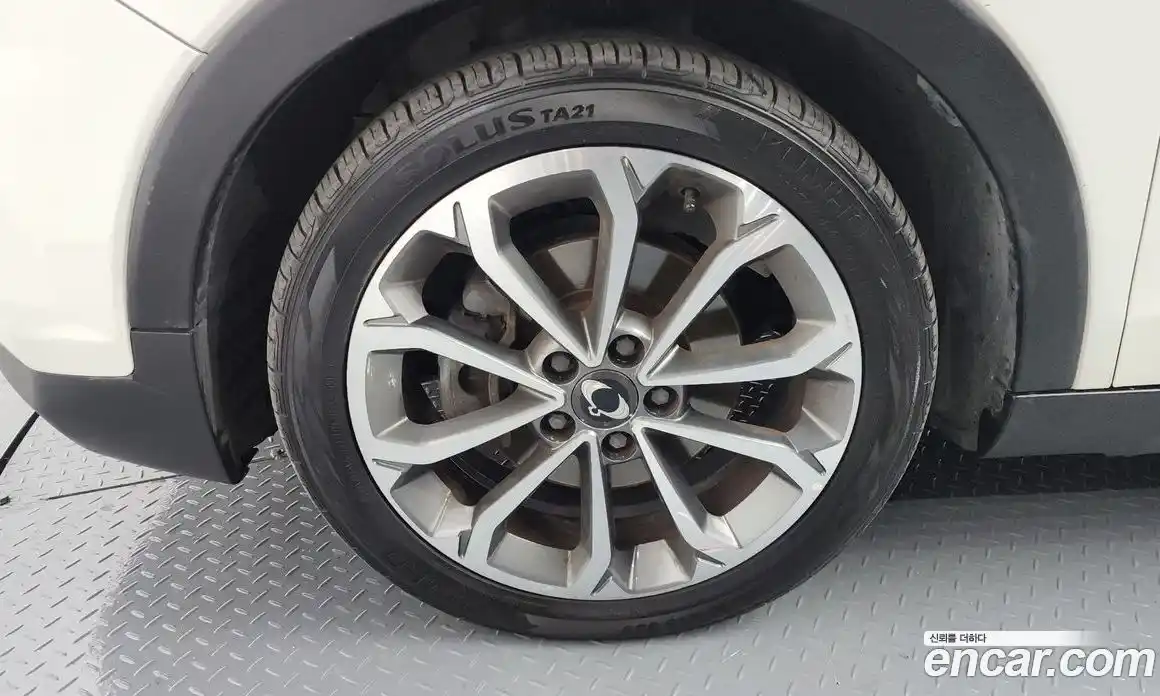 SsangYong TIBOLI 2018 1.6 Автомат в Москве № 28535, фото 6