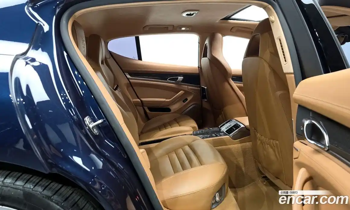 Porsche Panamera 2015 4.8 Автомат в Москве № 294135, фото 9