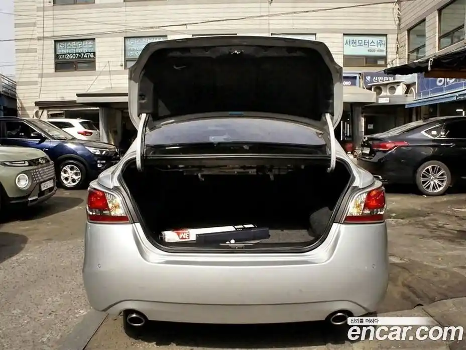 Nissan Altima 2015 2.5 Автомат в Москве № 294898, фото 18