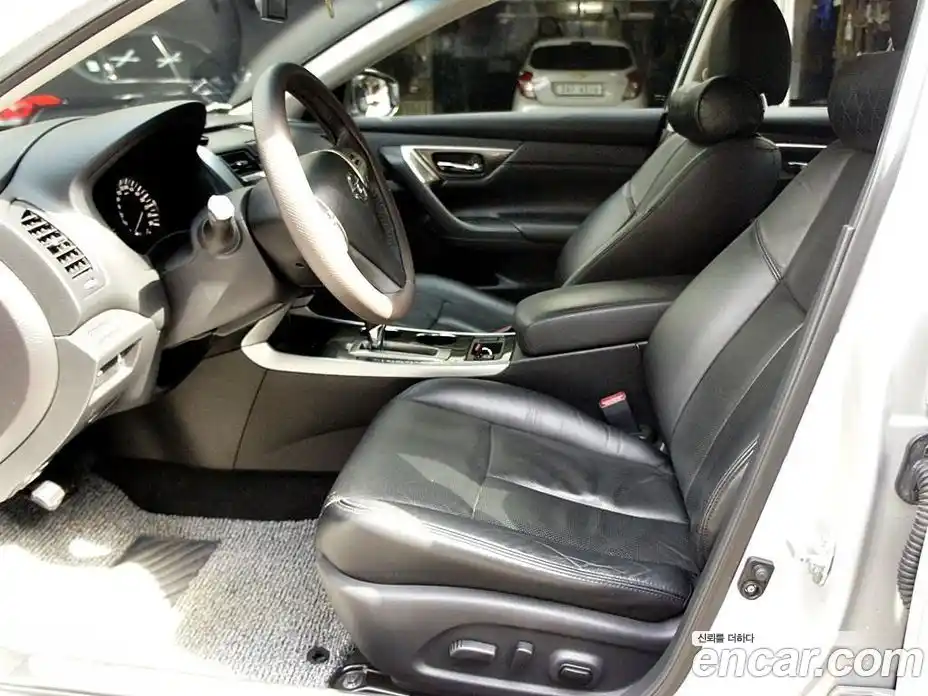 Nissan Altima 2015 2.5 Автомат в Москве № 294898, фото 5