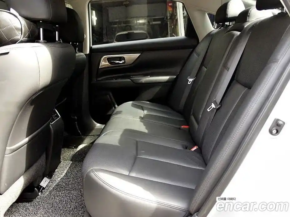 Nissan Altima 2015 2.5 Автомат в Москве № 294898, фото 6