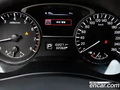 Nissan Altima 2015 2.5 Автомат в Москве № 294898, миниатюра 9