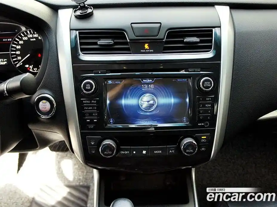 Nissan Altima 2015 2.5 Автомат в Москве № 294898, фото 10