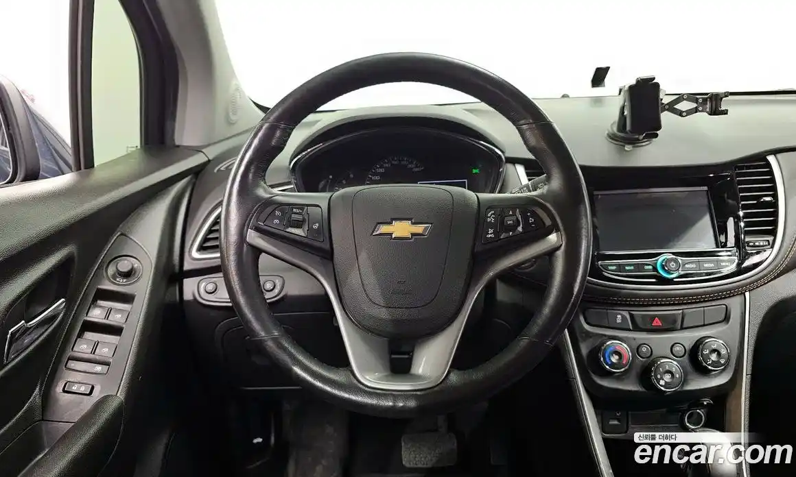Chevrolet Trax 2021 1.6 Автомат в Москве № 297172, фото 13