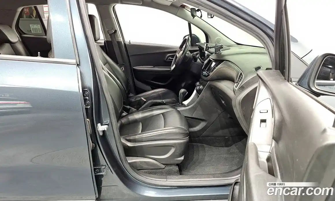 Chevrolet Trax 2021 1.6 Автомат в Москве № 297172, фото 17