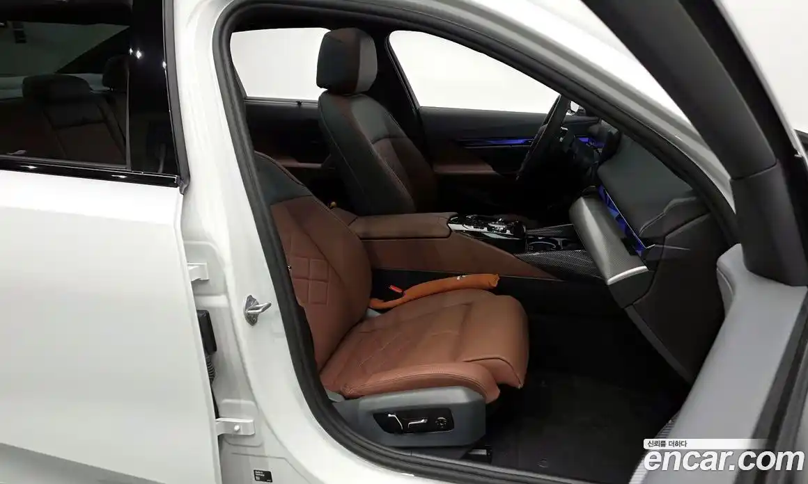 BMW 5-Series 2025 2.0 Автомат в Москве № 302188, фото 19