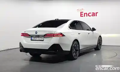 BMW 5-Series 2025 2.0 Автомат в Москве № 302188, миниатюра 3