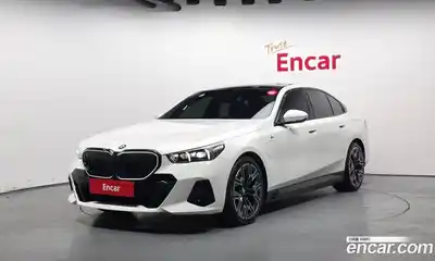 BMW 5-Series 2025 2.0 Автомат в Москве № 302188, миниатюра 9