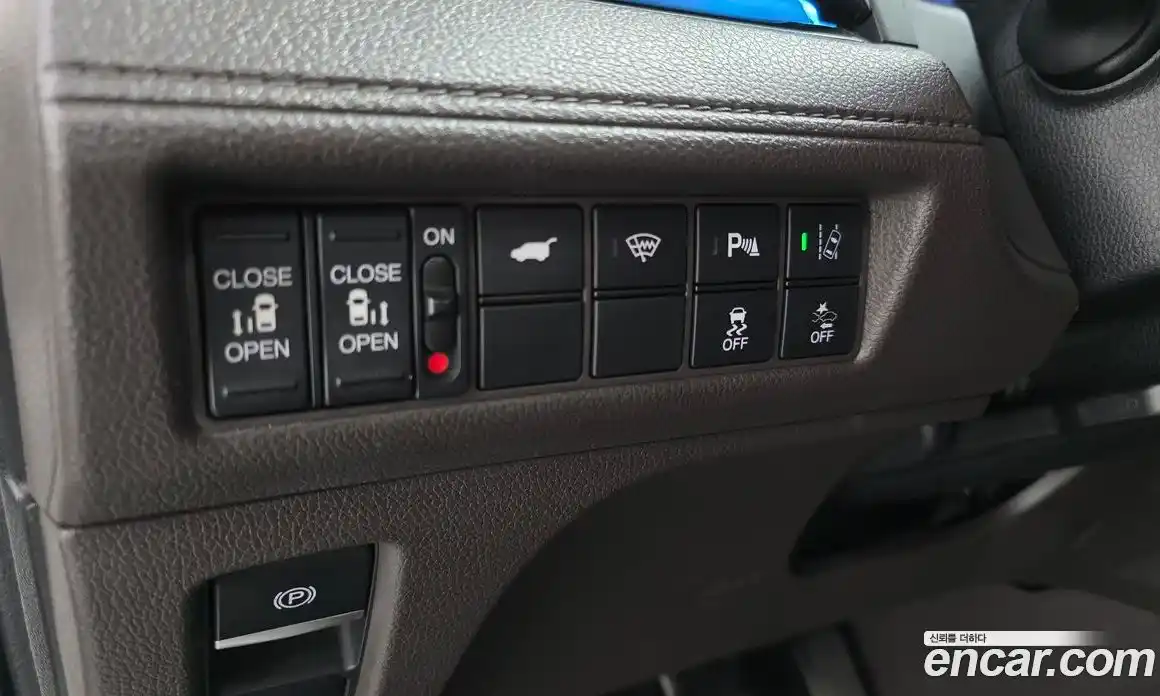 Honda Odyssey 2018 3.5 Автомат в Москве № 302865, фото 3