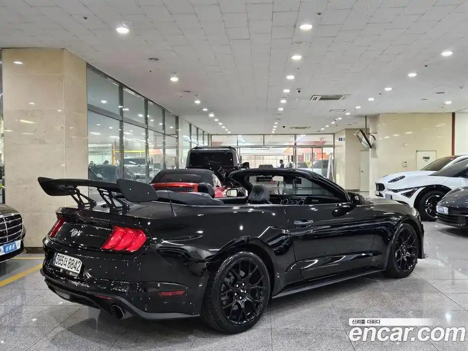 Ford Mustang 2019 2.3 Автомат в Москве № 307443, фото 3