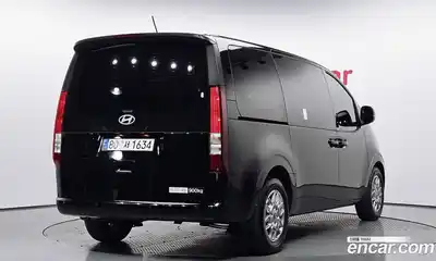 Hyundai Staria 2025 2.2 Автомат в Москве № 3087, миниатюра 2