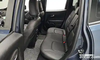 Jeep Renegade 2022 1.3 Автомат в Москве № 318081, миниатюра 11