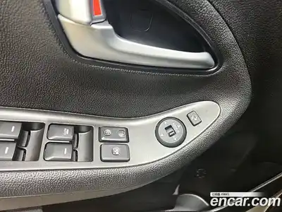 Kia Morning 2015 1.0 Автомат в Москве № 336877, миниатюра 10