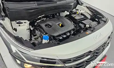 Kia Seltos 2024 2.0 Автомат в Москве № 337754, миниатюра 6