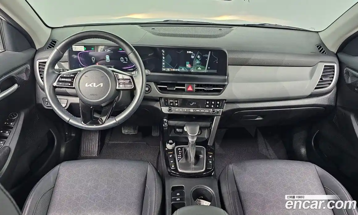 Kia Seltos 2024 2.0 Автомат в Москве № 337754, фото 7