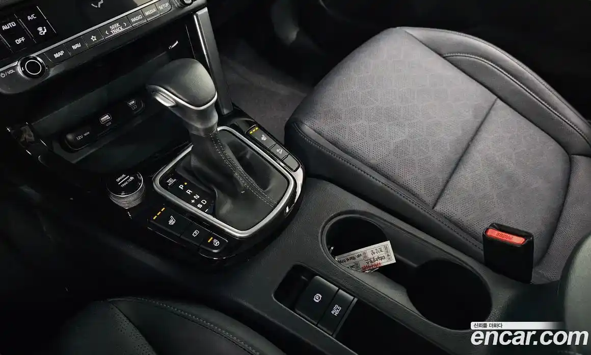 Kia Seltos 2024 2.0 Автомат в Москве № 337754, фото 9