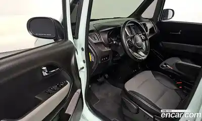 Kia Ray 2022 1.0 Автомат в Москве № 337768, миниатюра 11