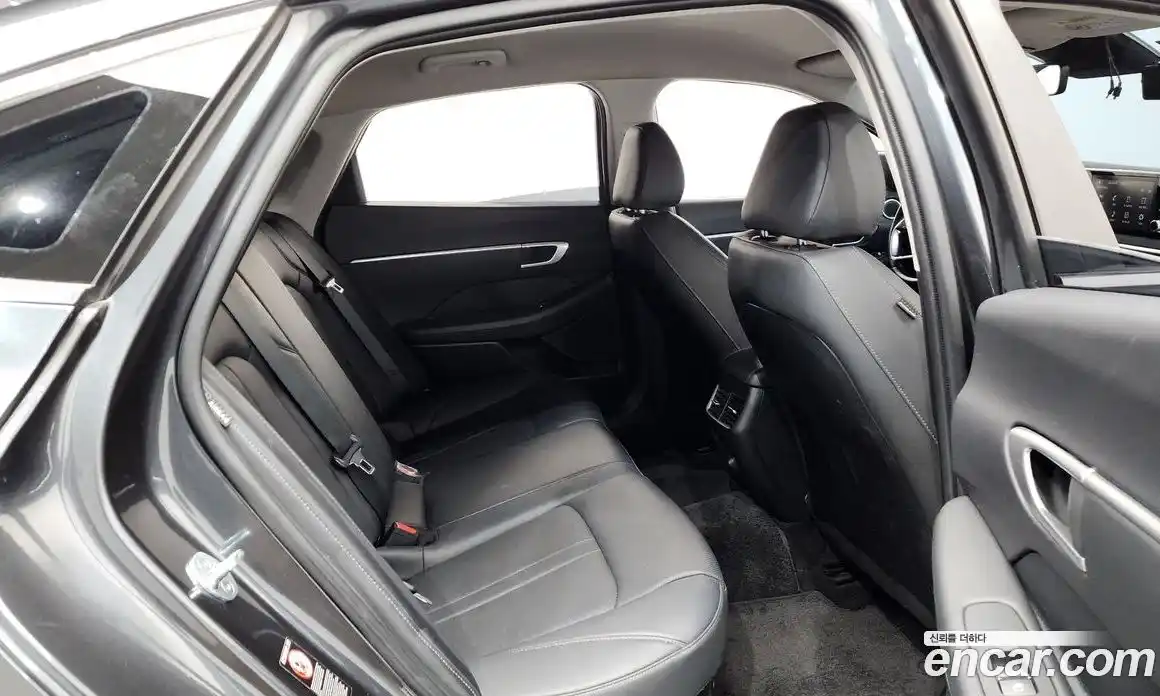 Hyundai Sonata 2022 2.0 Автомат в Москве № 357901, фото 12