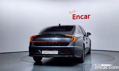 Hyundai Sonata 2022 2.0 Автомат в Москве № 357901, миниатюра 4