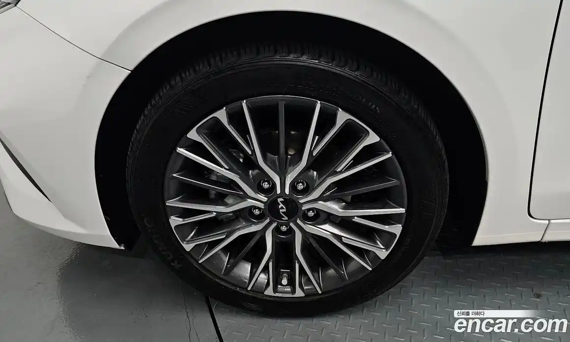 Kia K3 2024 1.6 Автомат в Москве № 360273, фото 5