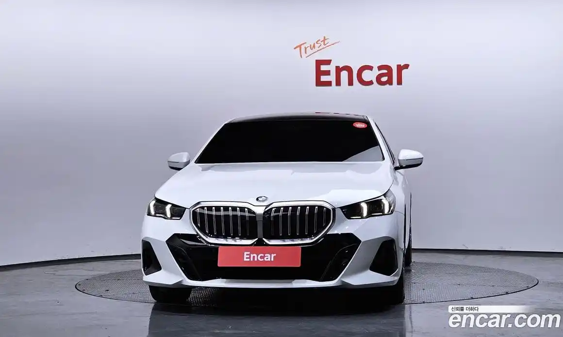 BMW 5-Series 2025 2.0 Автомат в Москве № 361670, фото 3