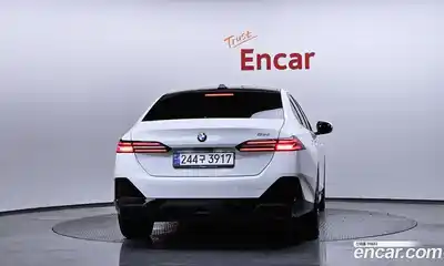 BMW 5-Series 2025 2.0 Автомат в Москве № 361670, миниатюра 4