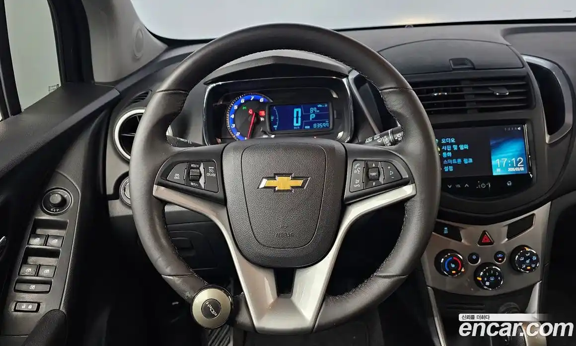 Chevrolet Trax 2015 1.4 Автомат в Москве № 370960, фото 13