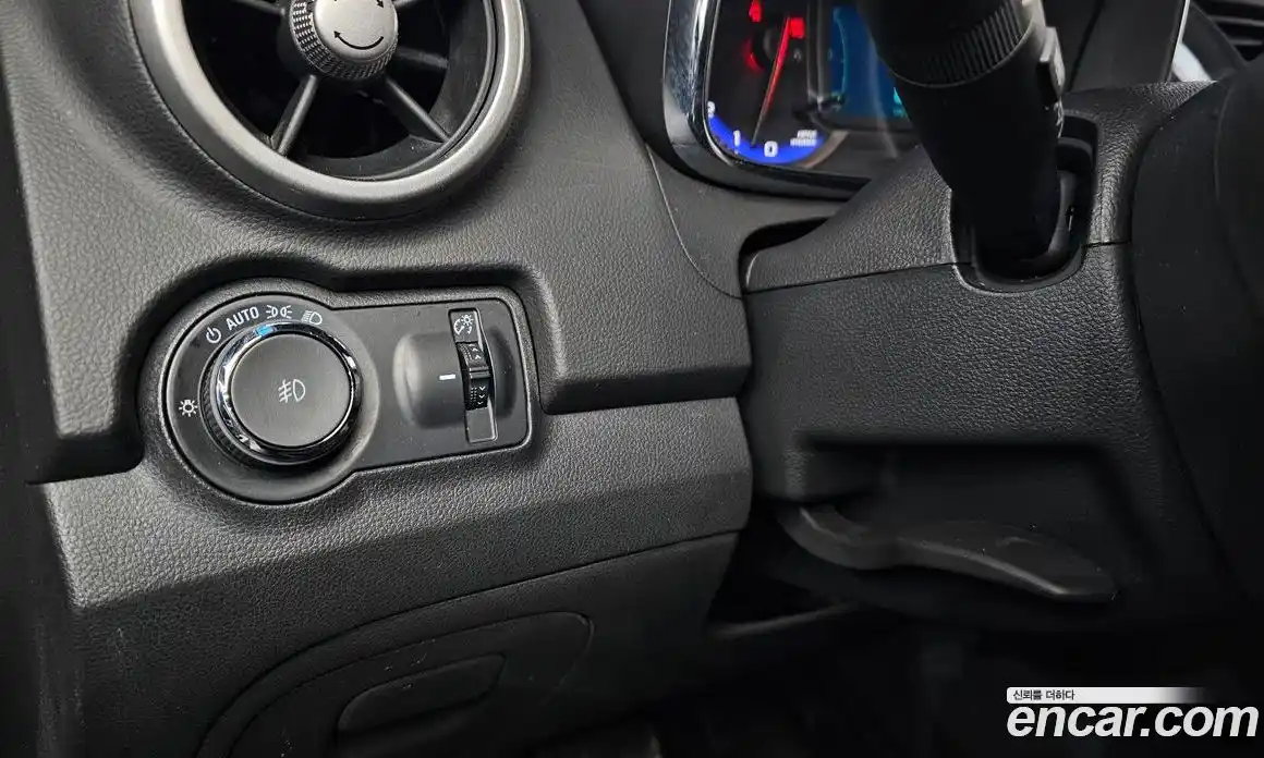 Chevrolet Trax 2015 1.4 Автомат в Москве № 370960, фото 14