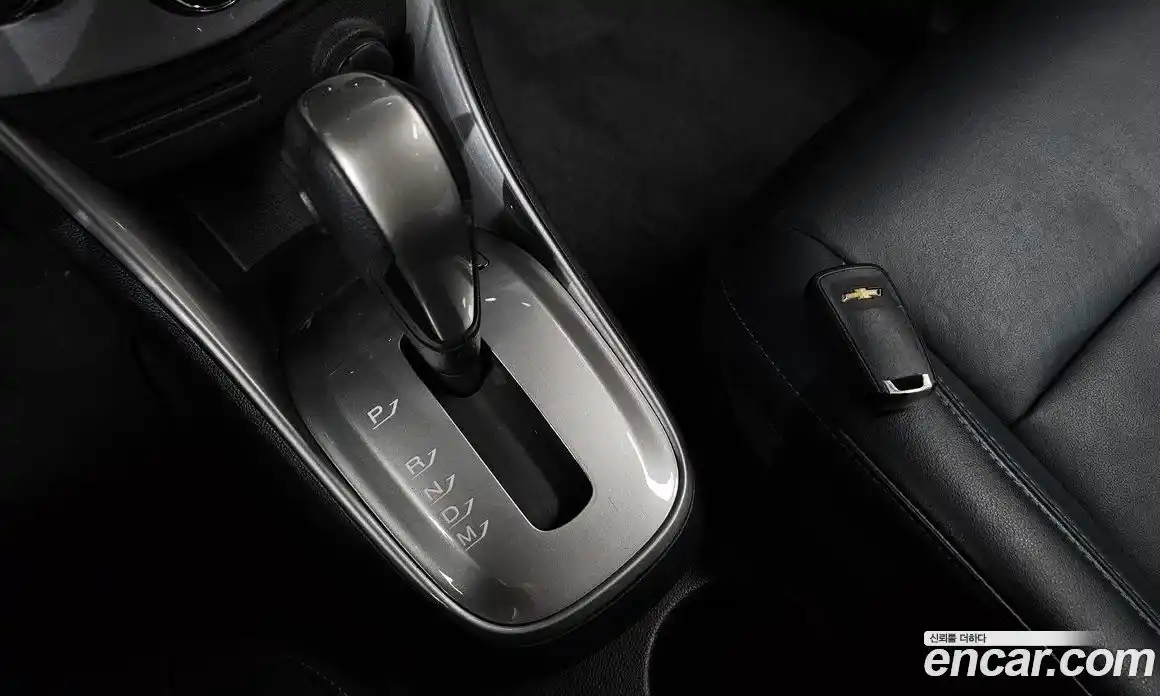 Chevrolet Trax 2015 1.4 Автомат в Москве № 370960, фото 9