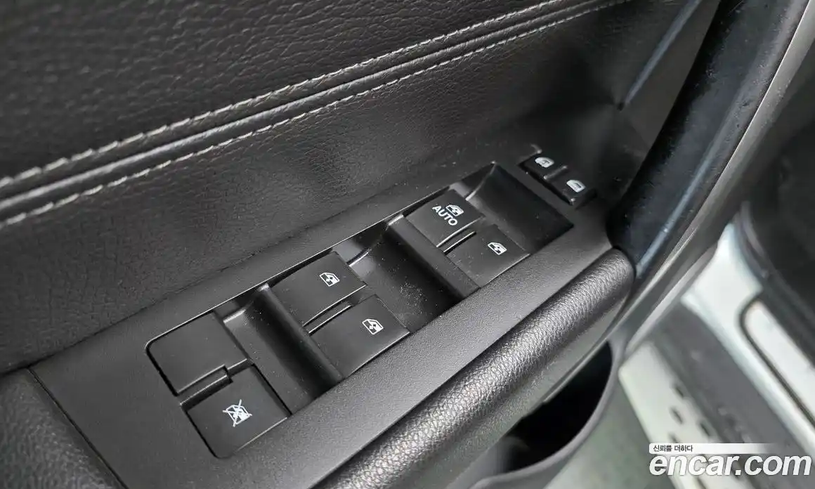 Chevrolet Captiva 2016 2.0 Автомат в Москве № 37589, фото 20