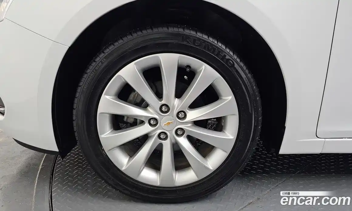 Chevrolet Cruze 2015 1.4 Автомат в Москве № 37908, фото 5