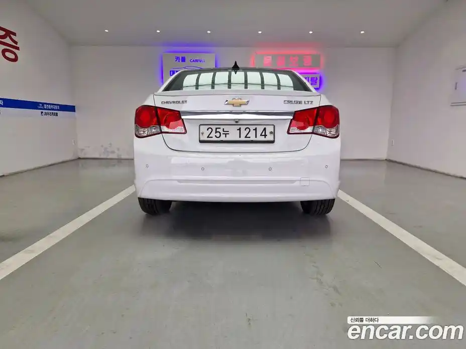 Chevrolet Cruze 2014 1.8 Автомат в Москве № 37944, фото 4