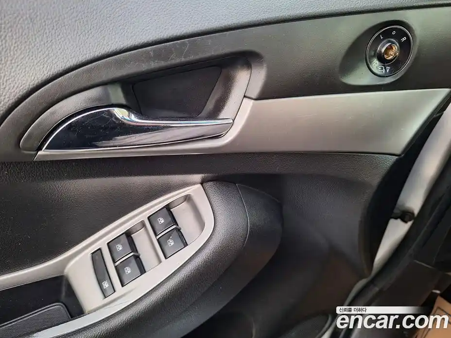 Chevrolet Orlando 2012 2.0 Автомат в Москве № 38489, фото 13