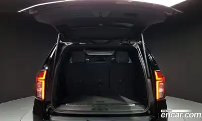 Chevrolet Tahoe 2022 6.2 Автомат в Москве № 38553, миниатюра 4