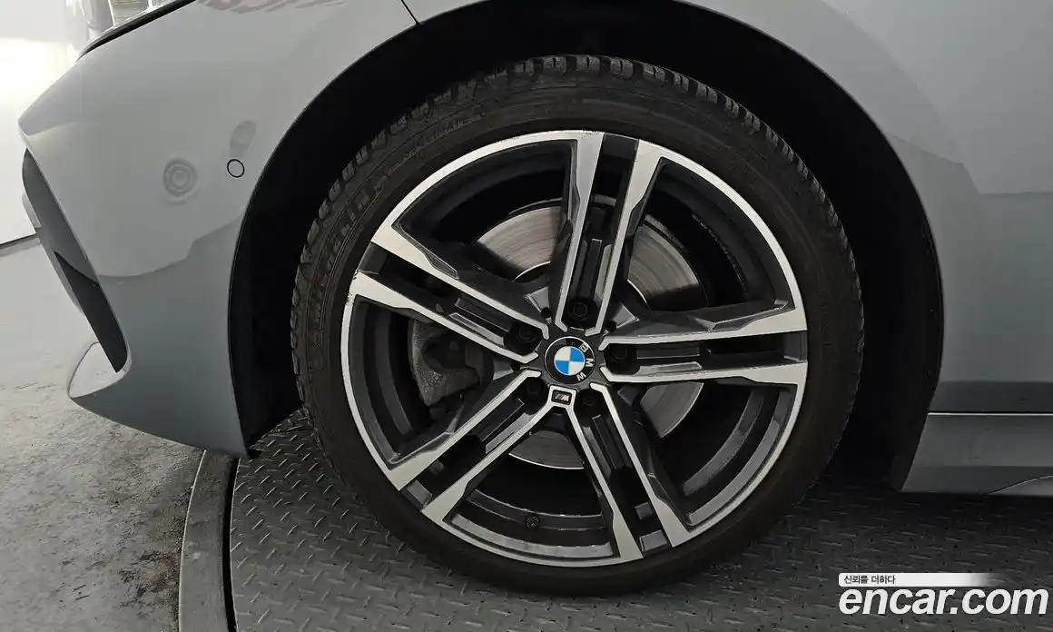 BMW 1-Series 2022 2.0 Автомат в Москве № 386522, фото 5