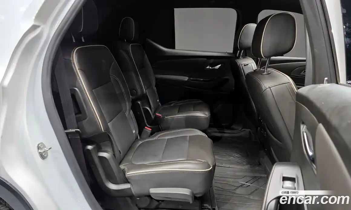 Chevrolet Traverse 2023 3.6 Автомат в Москве № 38840, фото 12