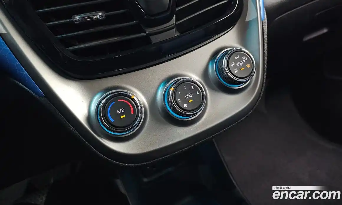 Chevrolet Spark 2016 1.0 Автомат в Москве № 38895, фото 17