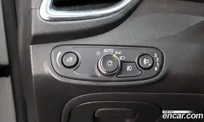 Chevrolet Trax 2018 1.4 Автомат в Москве № 39290, миниатюра 8