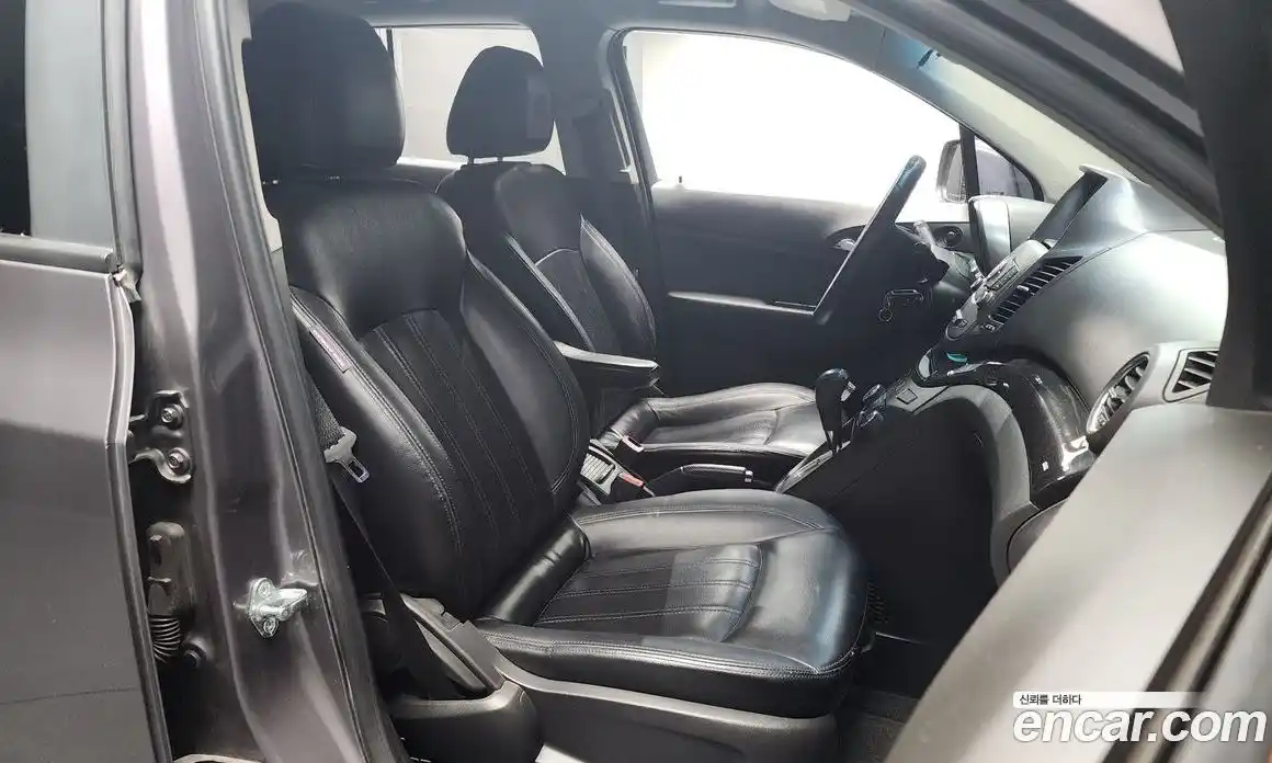 Chevrolet Orlando 2012 2.0 Автомат в Москве № 40320, фото 11