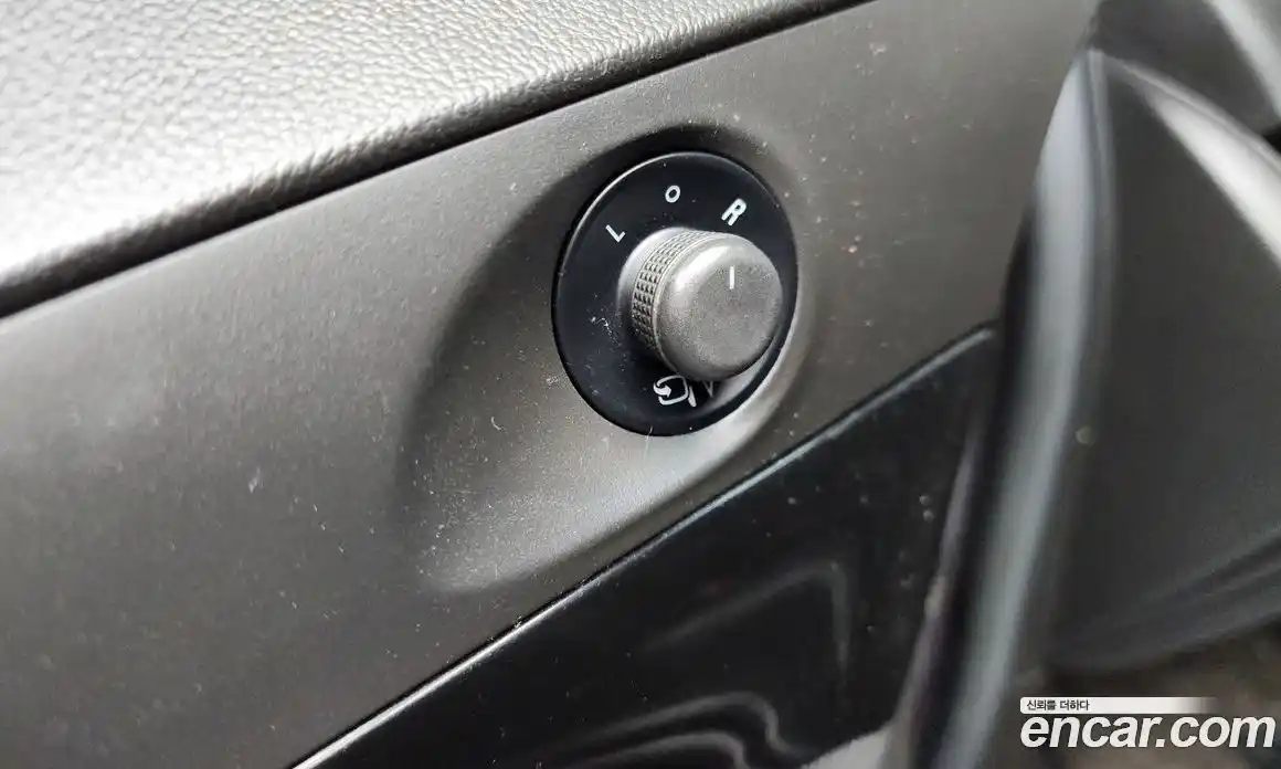 Chevrolet Orlando 2012 2.0 Автомат в Москве № 40320, фото 18