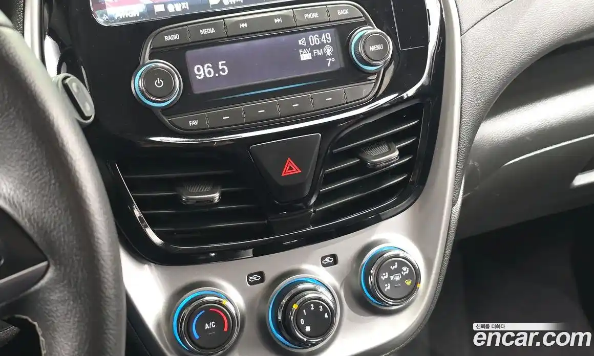 Chevrolet Spark 2018 1.0 Автомат в Москве № 40493, фото 19