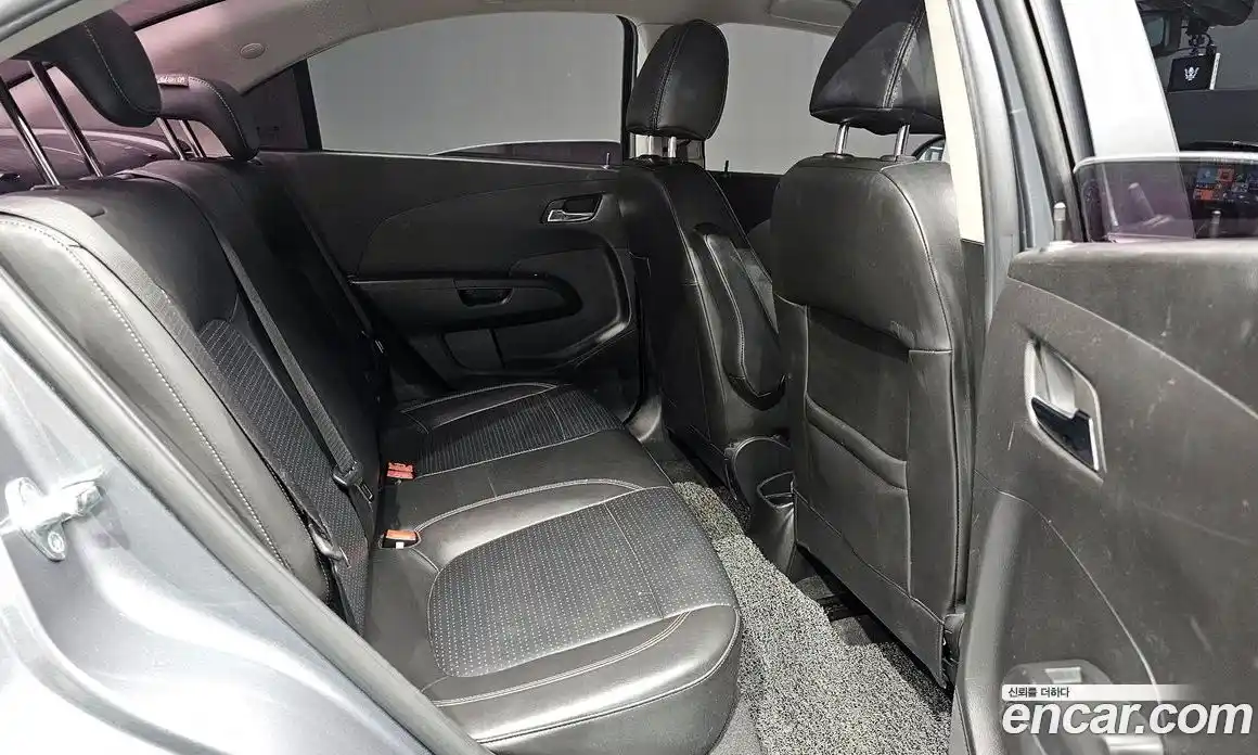 Chevrolet Aveo 2015 1.4 Автомат в Москве № 40597, фото 3