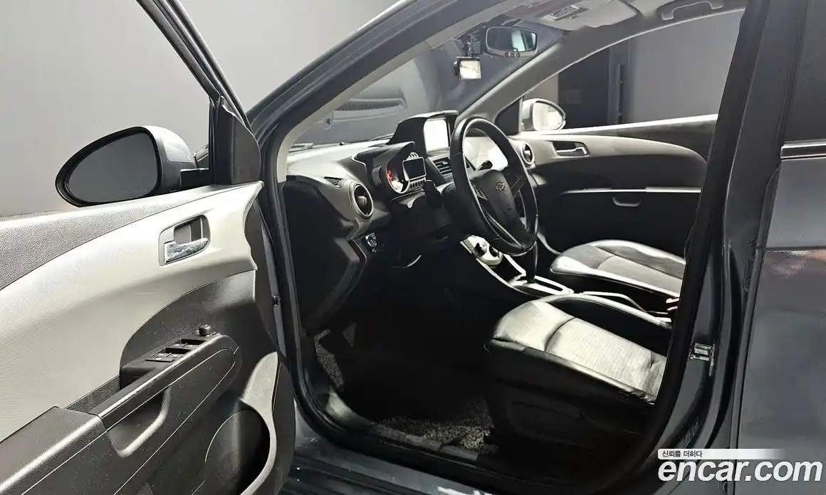 Chevrolet Aveo 2015 1.4 Автомат в Москве № 40597, фото 7