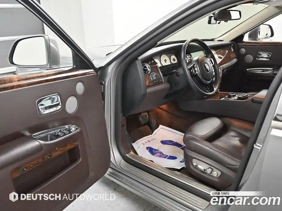 Rolls-Royce Ghost 2015 6.6 Автомат в Москве № 407257, фото 11