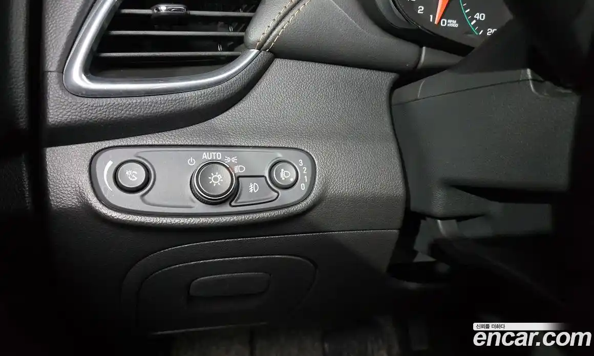 Chevrolet Trax 2019 1.4 Автомат в Москве № 40884, фото 17